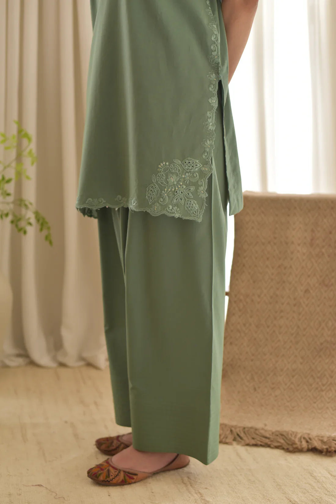 Zola Farshi 3Pc