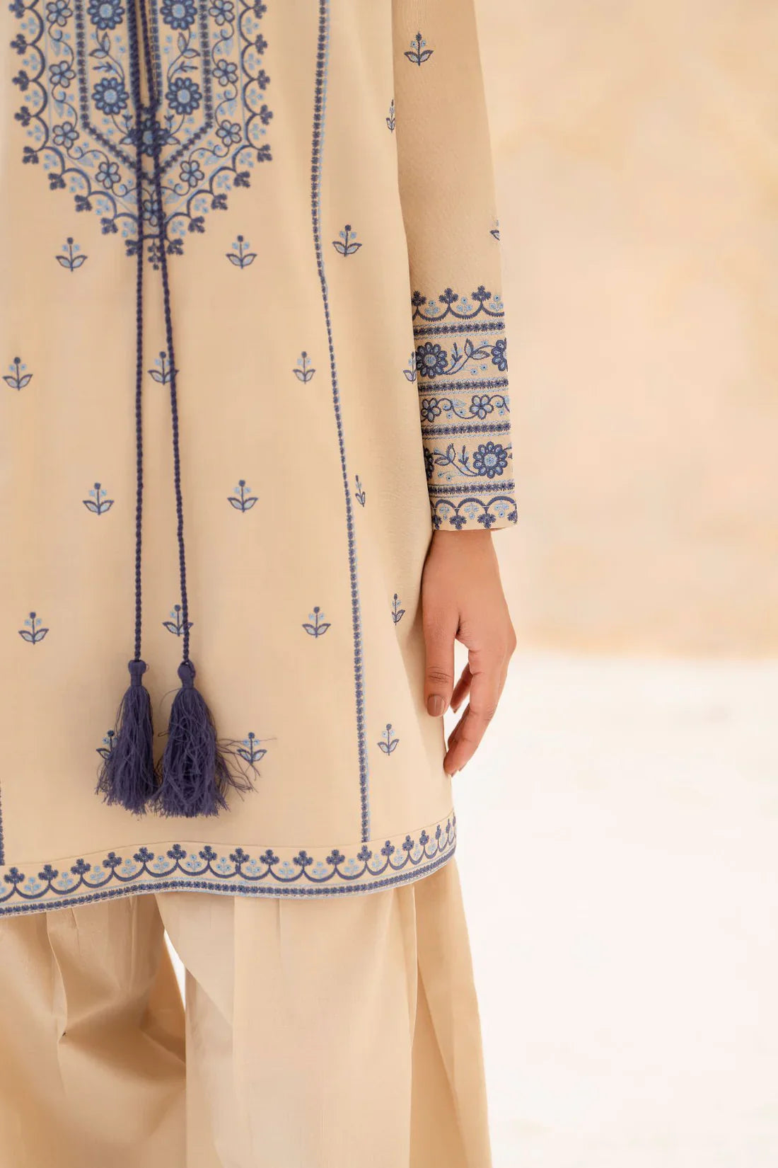 Eshal 3 PIECE