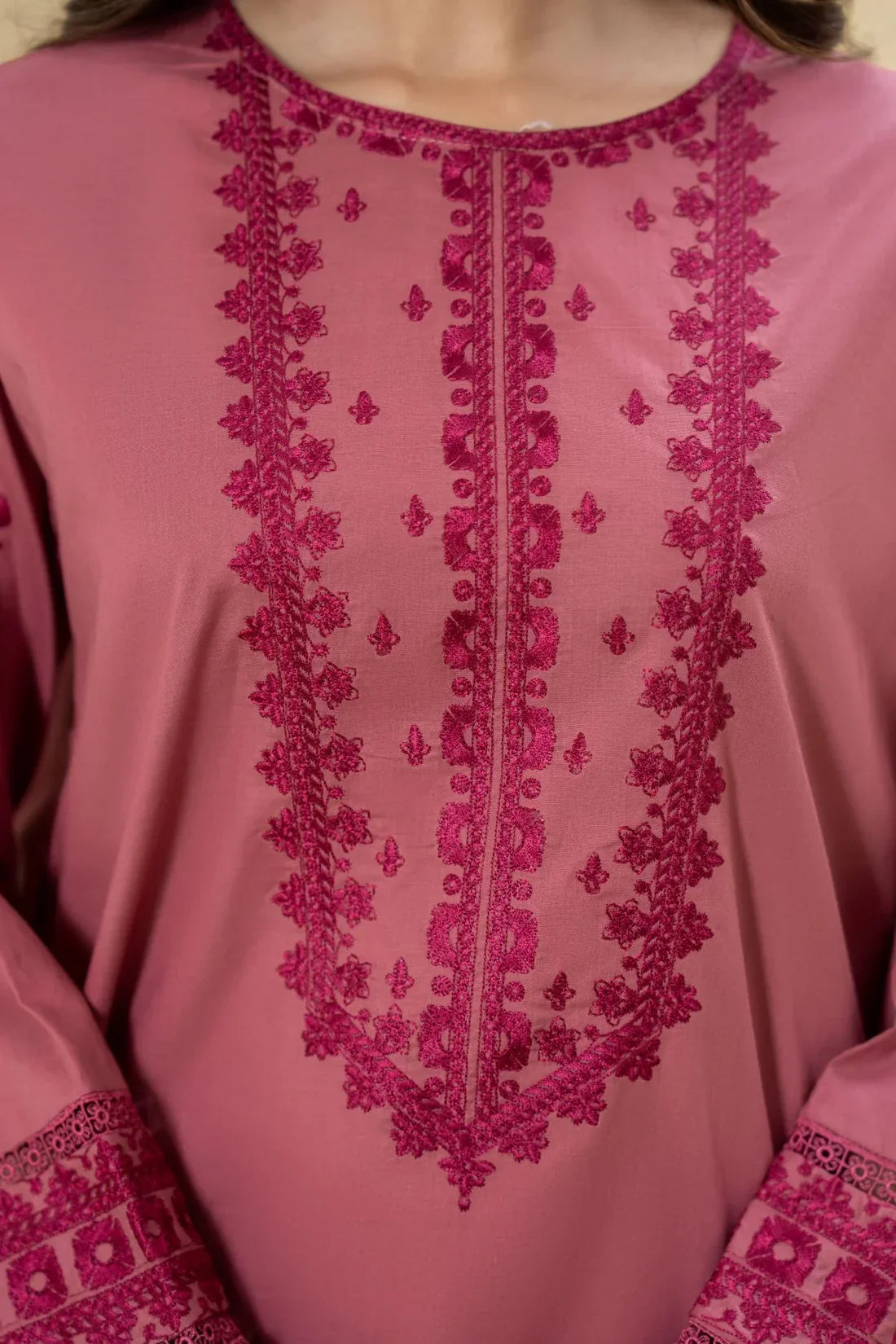 Naaz mahroon 2pc